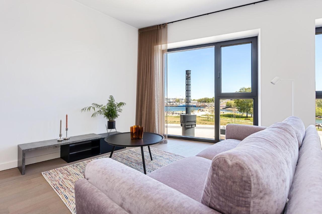 Sea View Family Apt In Unique Kalaranna District Tallinn Kültér fotó